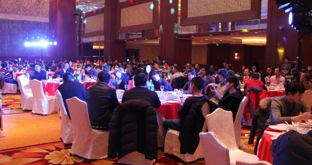 大连银河8366cc木匠活动现场